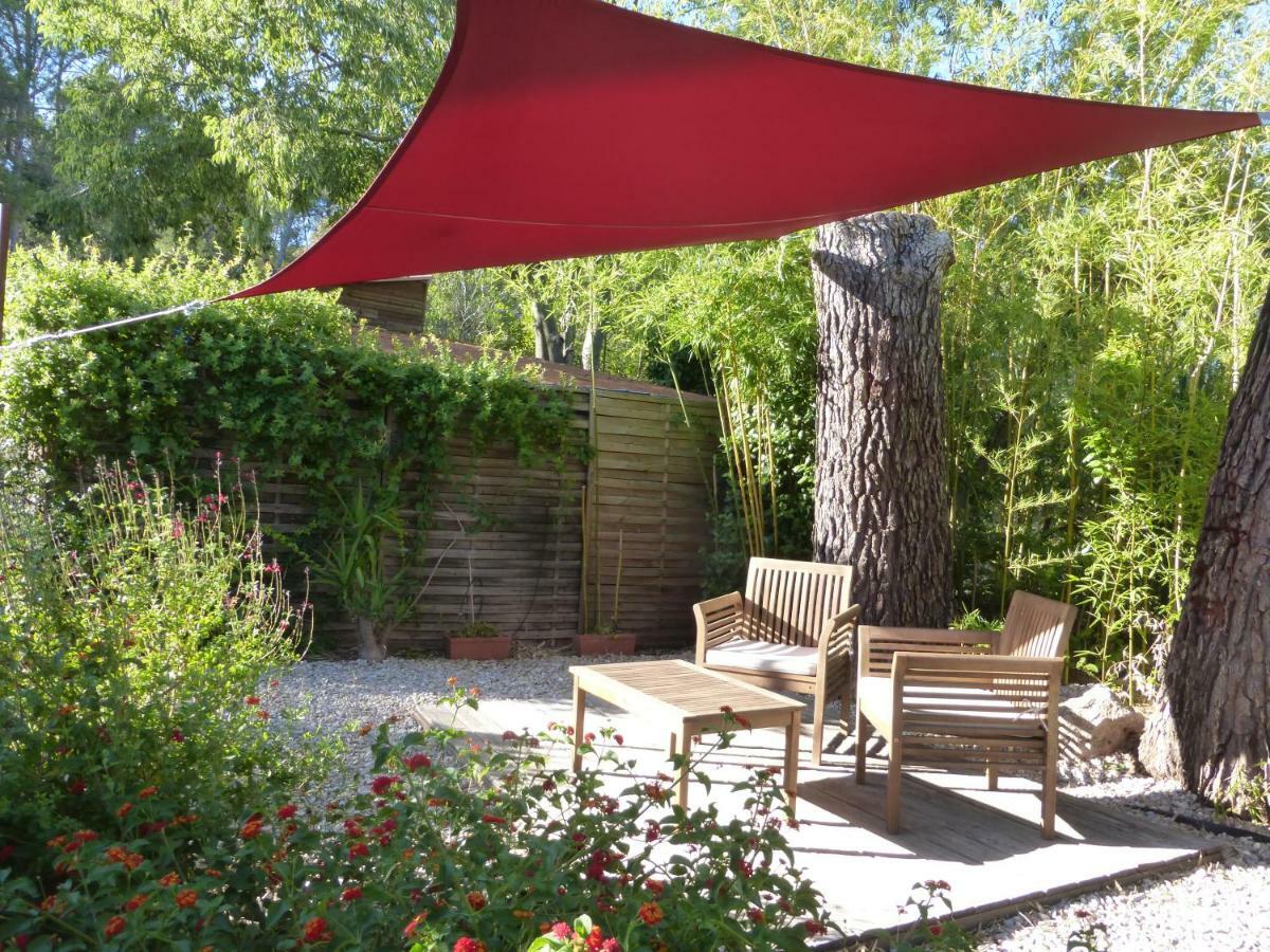 La Genestiere Bed & Breakfast Clermont-l'Herault Exterior photo